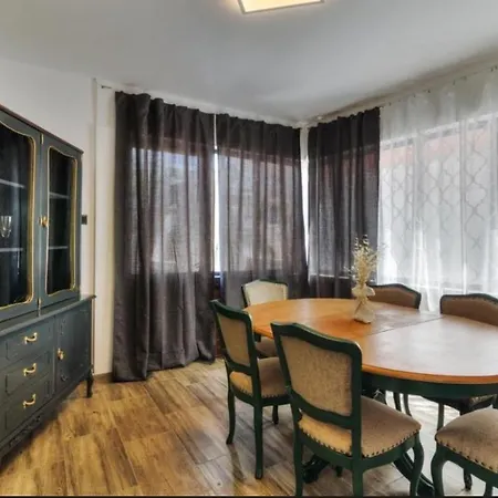 Mila * Novi Vinodolski